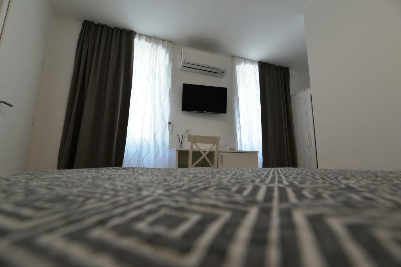 Apartments And Rooms Oliva Црес Екстер'єр фото